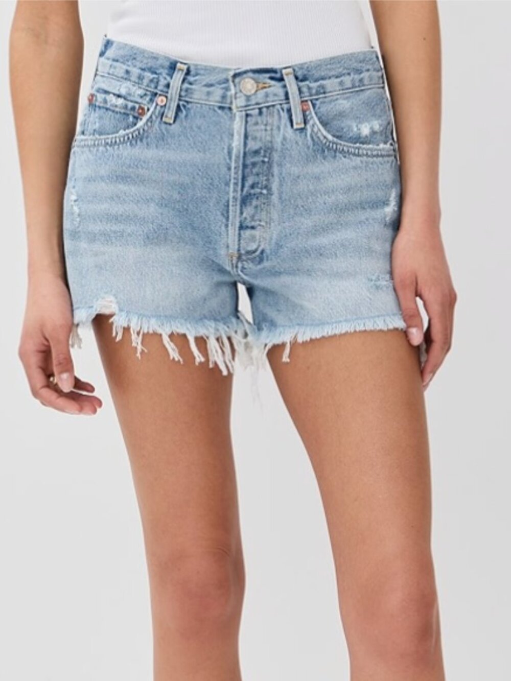 AGOLDE Parker Vintage Cut Off Shorts in Light Wash Size 25